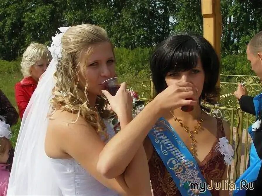 маргарита позоян и арцвик сестра по духу. сестра по духу маргарита позоян. художник tomasz alen kopera. ано звезда с востока. сестры позоян.