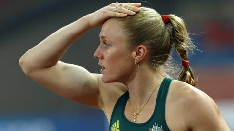 Олимпийская чемпионка в розовой