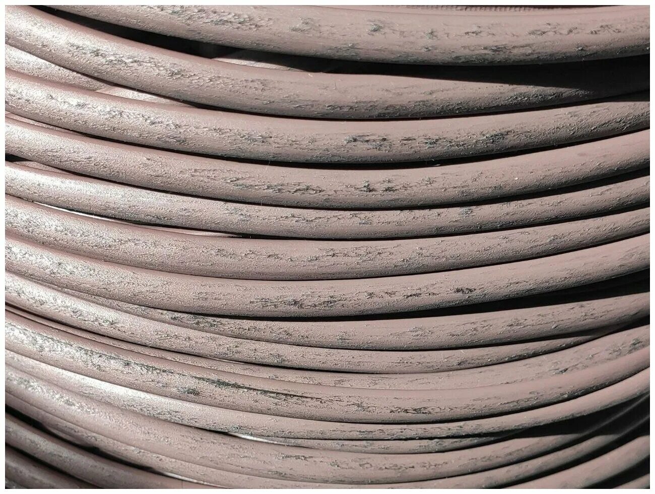 Полиротанг кедр 6 мм. Ротанг профиль. 20м. Ротанг профиль. Ротанг полутрубка.