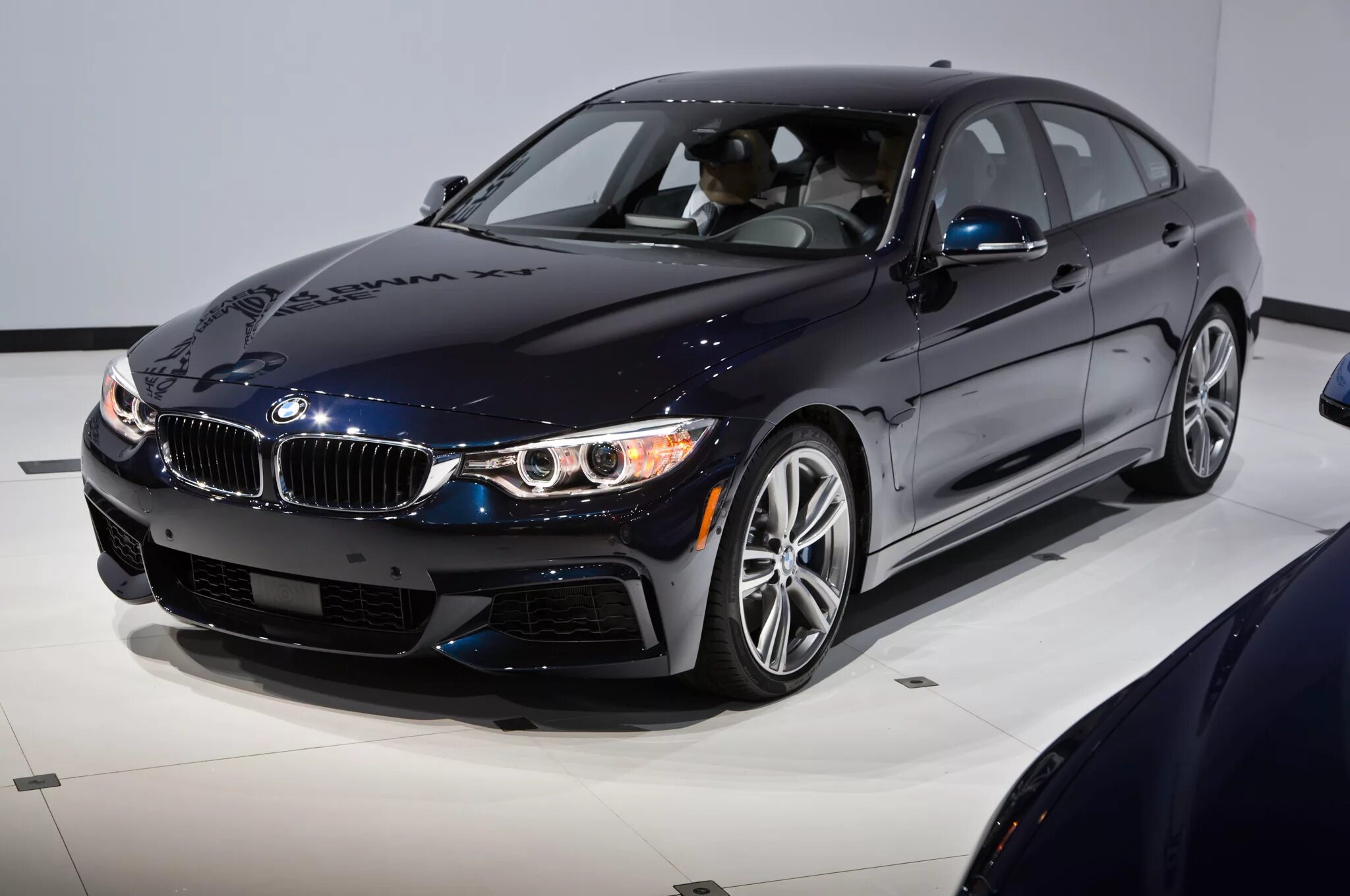 Bmw 4 купить. BMW 4 Series. BMW 4 Coupe 2015. BMW 4 Series 2015. BMW 4 Series Gran Coupe.