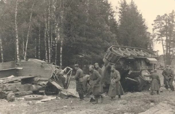 Вывели из окружения. Оборона Брянска в 1941 году. Бои под Брянском в 1941 году. Окружение Брянск 1941. Орловско Брянская операция.