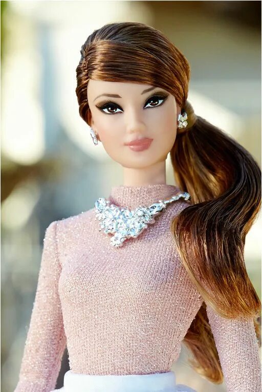 Барби доллс. Кукла барби лукс брюнетка. Barbie хипстерша. Кукла барби лукс 2021. Doll look.