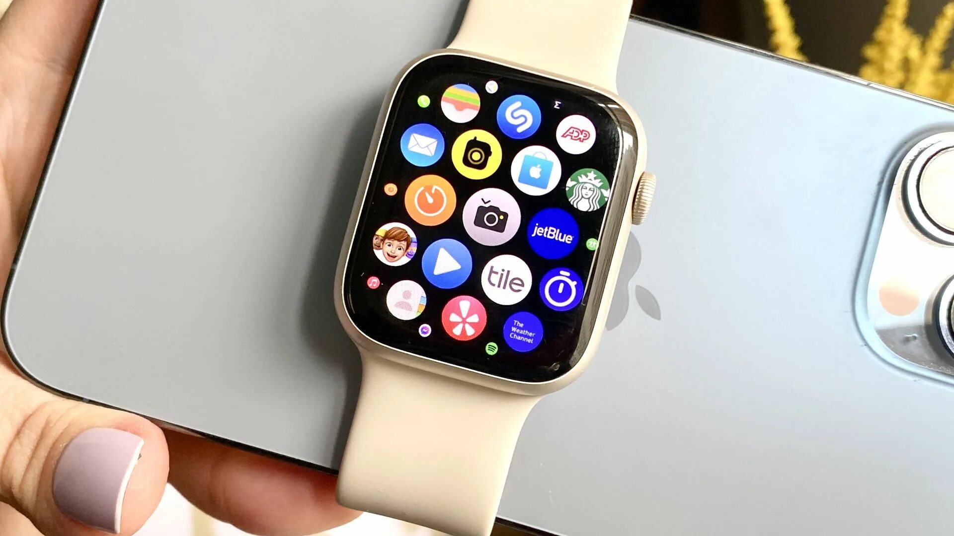Часы apple series 8. Эпл вотч 8. Apple watch 8. Apple watch 8 обзор. Стенку Apple watch Икс 8.