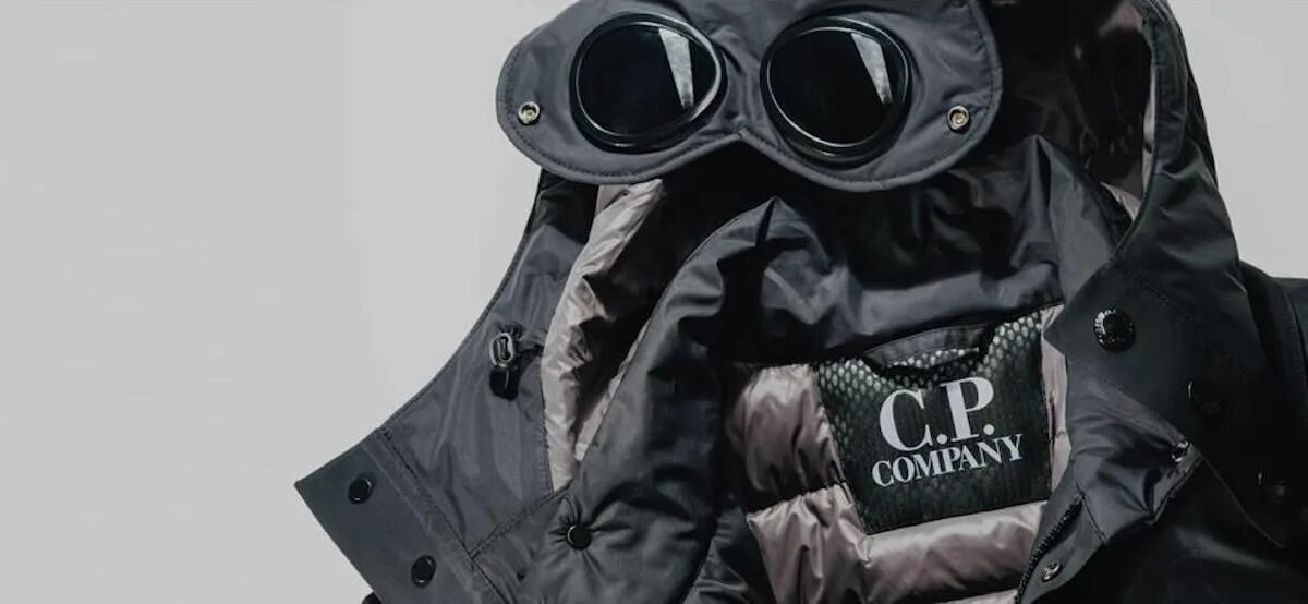 Одежда c p