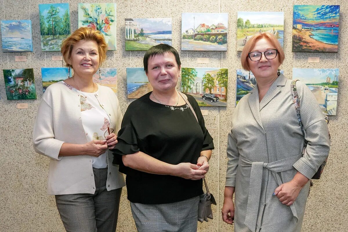 Художественная студия владикавказ проспект. Руководитель художественной студии. Картина в творческой студии. Матерклассы по рисованию. Творческое пространство.