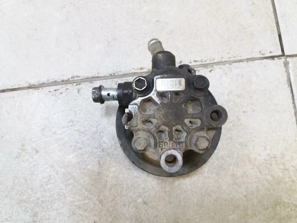 Насос гур lexus rx. Насос гур rx330. Гур насос рх300. Насос гур lexus rx 3. Датчик насоса гур лексус gs430 190.