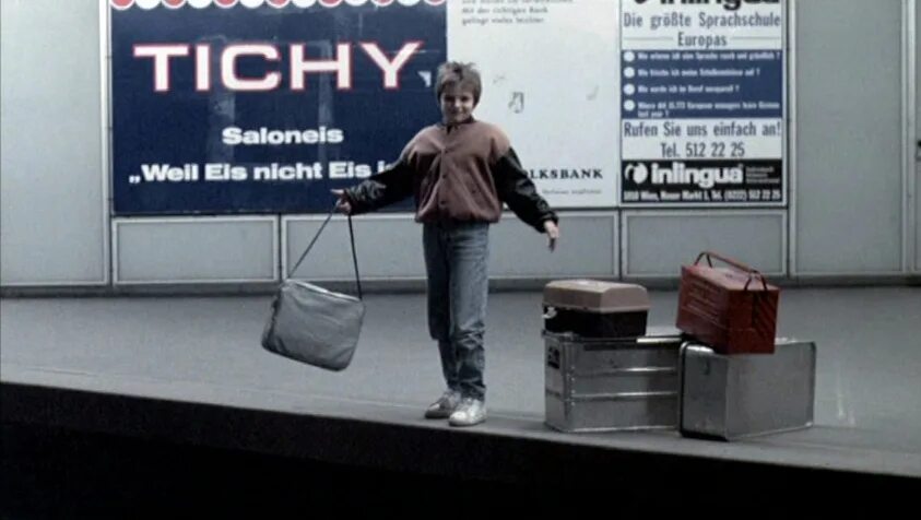 71 фрагмент случайности. 71 фрагмент хронологии случайностей фильм 1994 себастиан стэн. 71 фрагмент хронологии случайностей. 71 фрагмент хронологии случайностей фильм 1994. 71 fragments of a chronology of chance.
