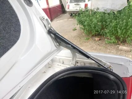 Газовые упоры багажника форд фокус 2