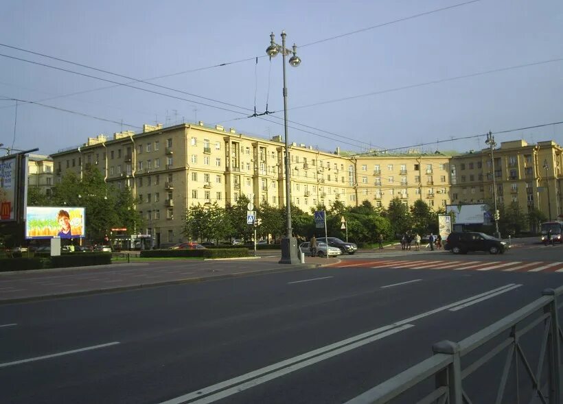 Московский проспект 198