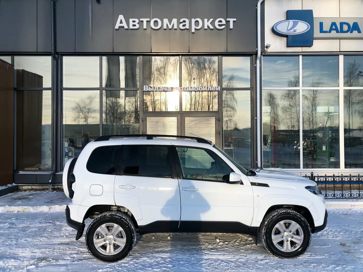 лада нива 2123 2021. Chevrolet niva travel 2021. лада нива тревел. нива travel 2022. лада тревел и шевроле нива.