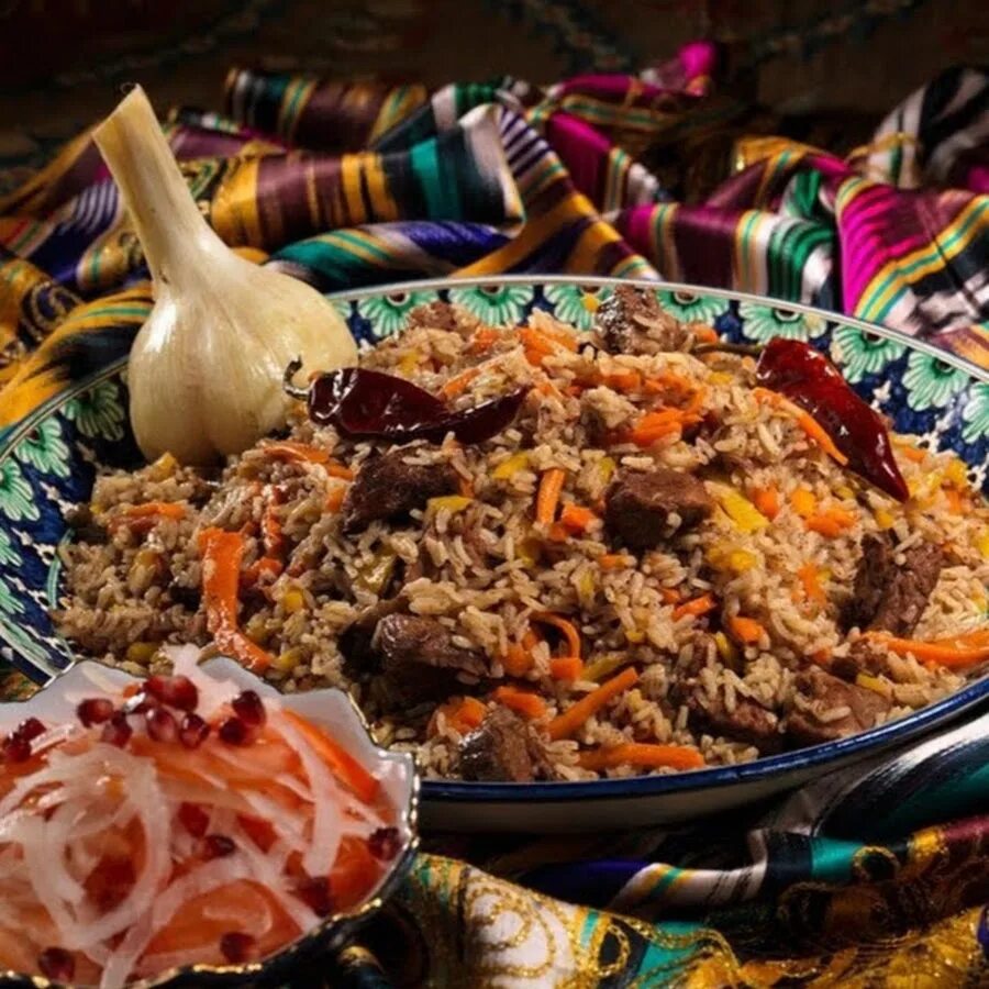 Ферганская кухня. Блюда восточной кухни. узбекская кухня. блюда узбекской кухни. восточная кухня плов.