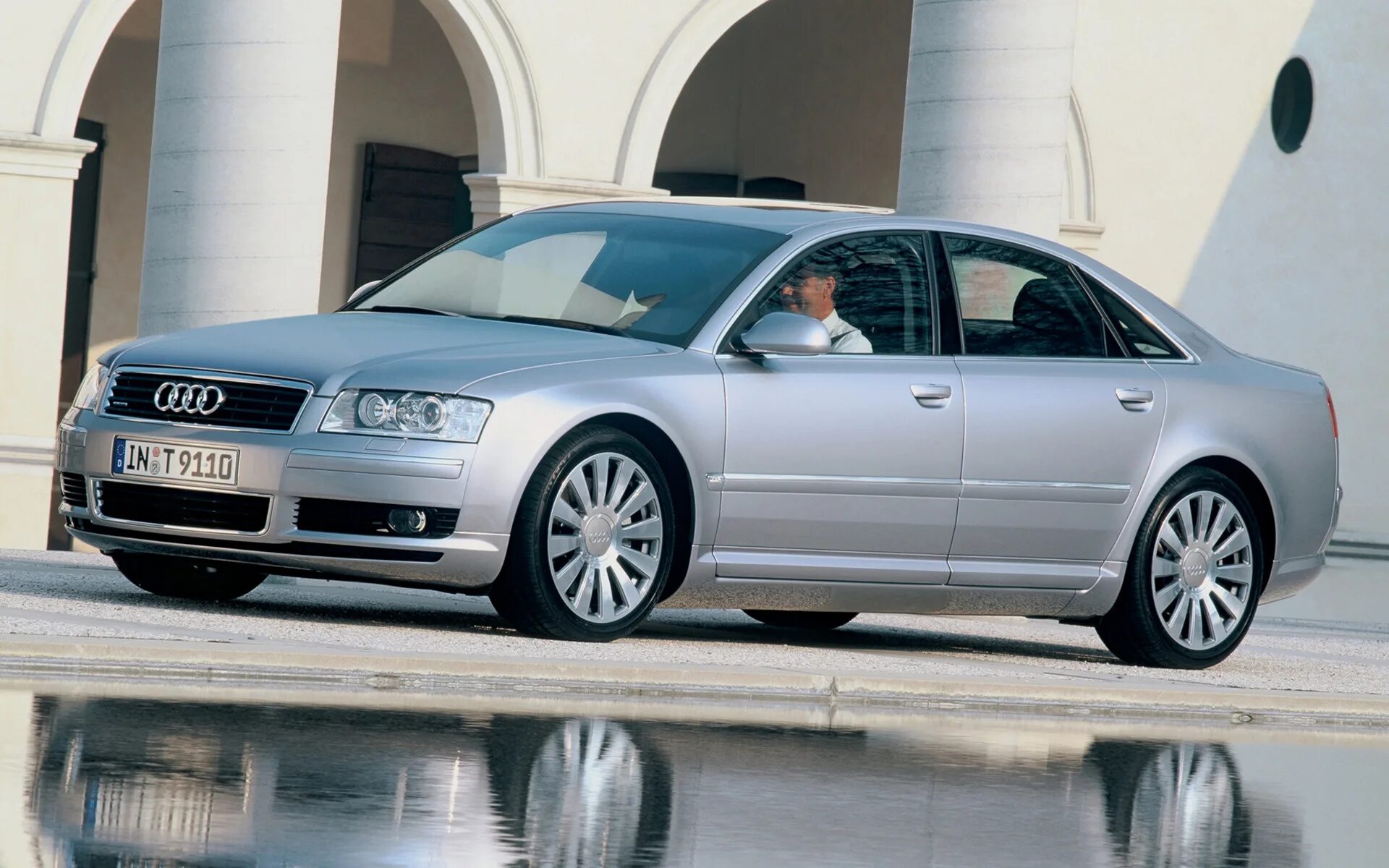 Ошибки а8 д3. Ауди а8 2003 4.2. Audi a8 2003. Audi a8 d3 2002. Ауди а8 кватро 4.2.