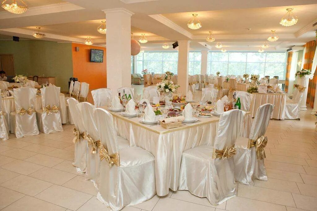 Ресторан аквамарин лужники. Аквамарин балаково. Кафе аквамарин княгинино. Ставропольская 336 краснодар. Кафе аквамарин урень.