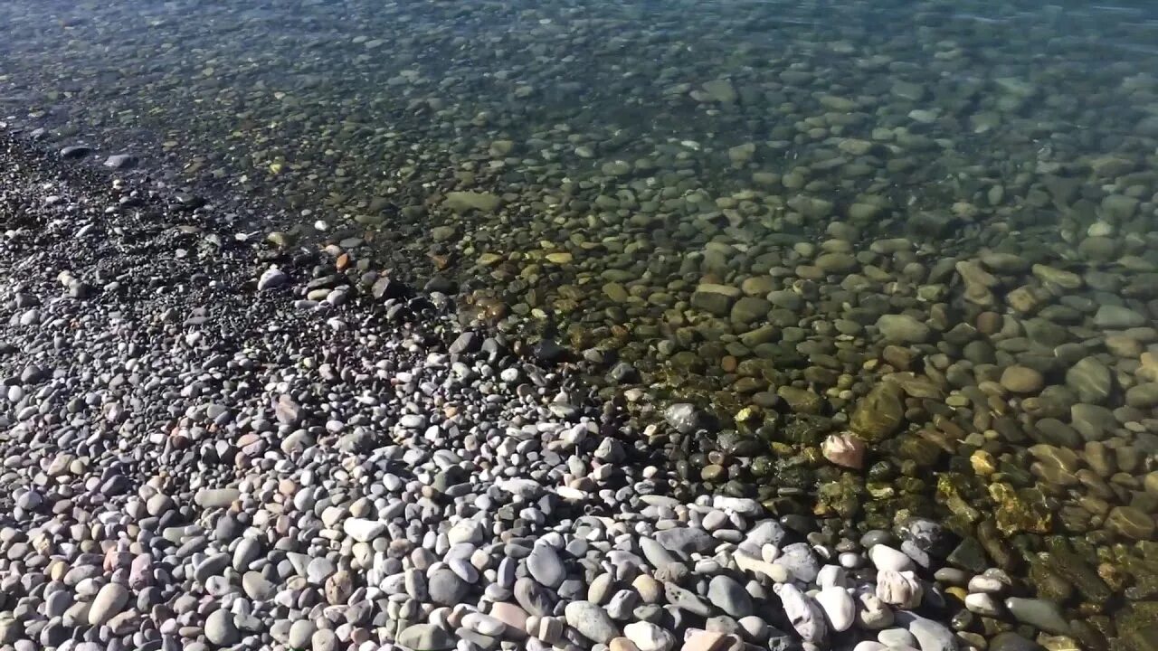 Море в сочи в июне 2022. Море в сочи в начале июня. Море в сочи в июне. Море сочи 2021. Апрельское чёрное море.