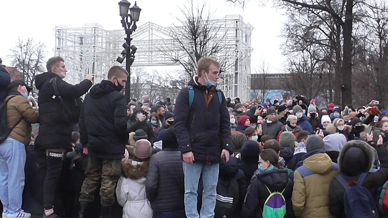 Митинг навального 24. Митинг 23 января Пушкинская площадь. Митинг Навального 23 января 2021 Саратов. Митинг за Навального в Москве 2021. Митинг 23 января 2021 года в Москве.