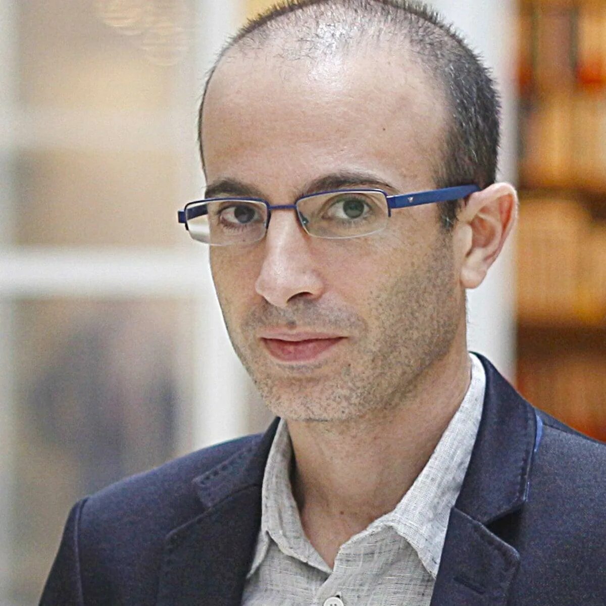 Юваль леви. Юваль ноах харари. Юваль ной харари фото. Юваль харари нексус. Yuval noah harari.