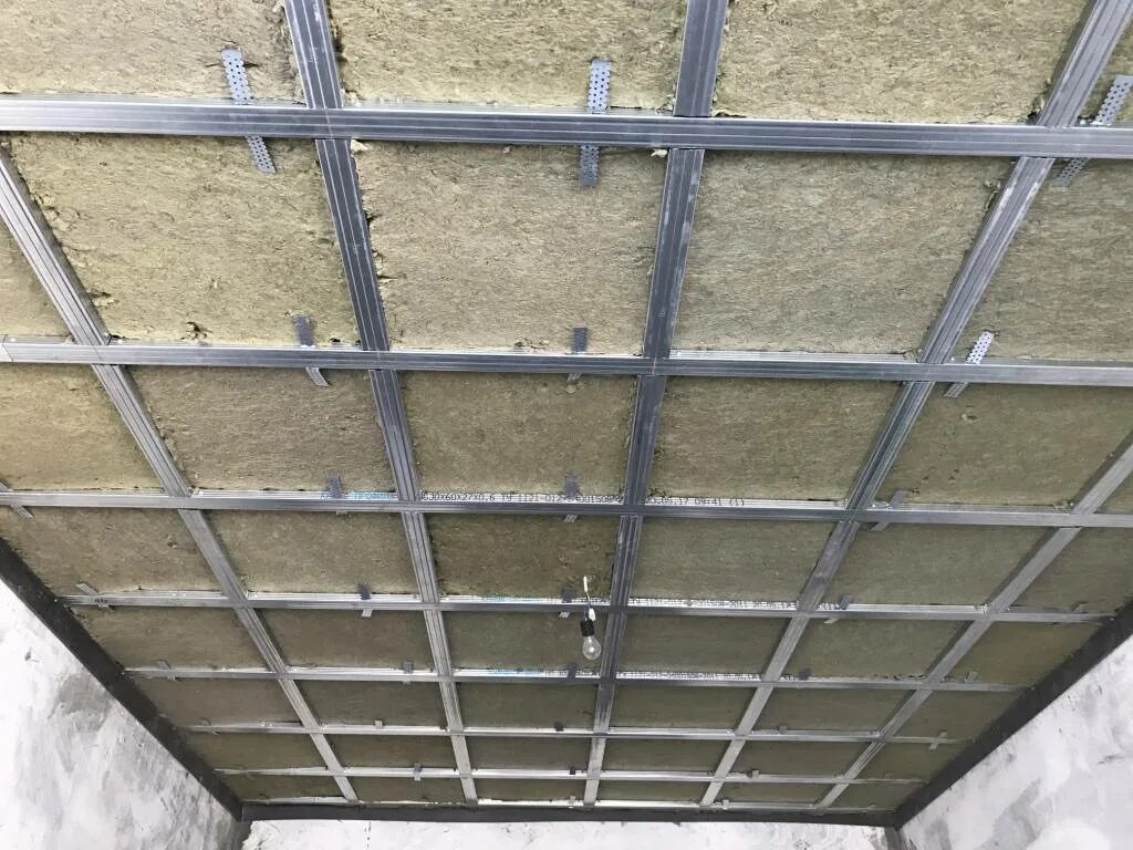 Профиль потолочный для гипсокартона подвесы. Грильято gl15 албес. Плитно ячеистых по каркасу. Каркас под гкл т. Каркас подвесного потолка.