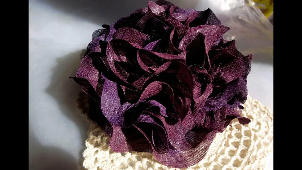 Техники цветов из ткани. Цветы из бархата. Цветы из бархатной ткани.