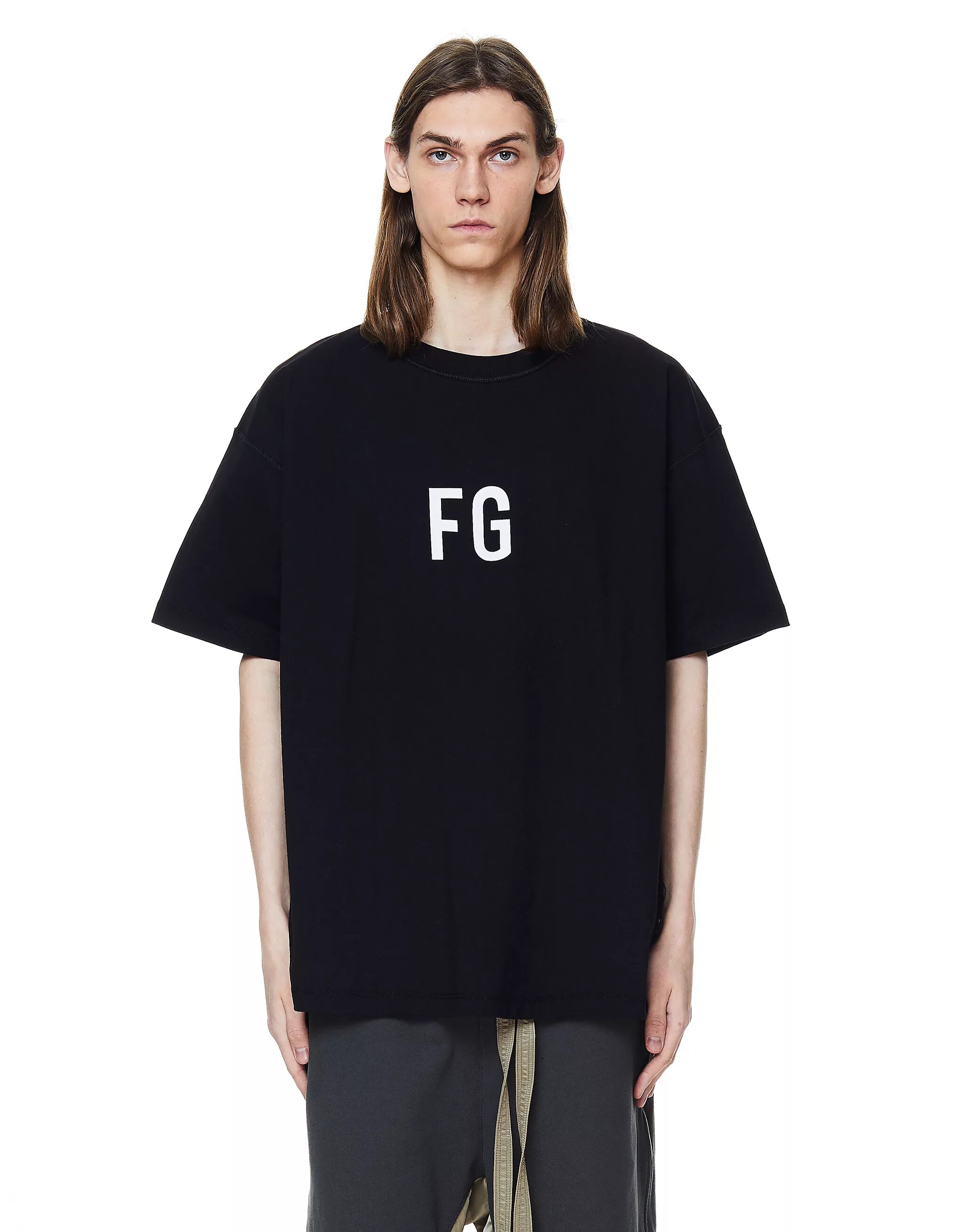 Fear of god купить. Fear of God футболка FG. Футболка Essentials Fear of God FG. Fear of God майка. Fear of God бренд одежды.