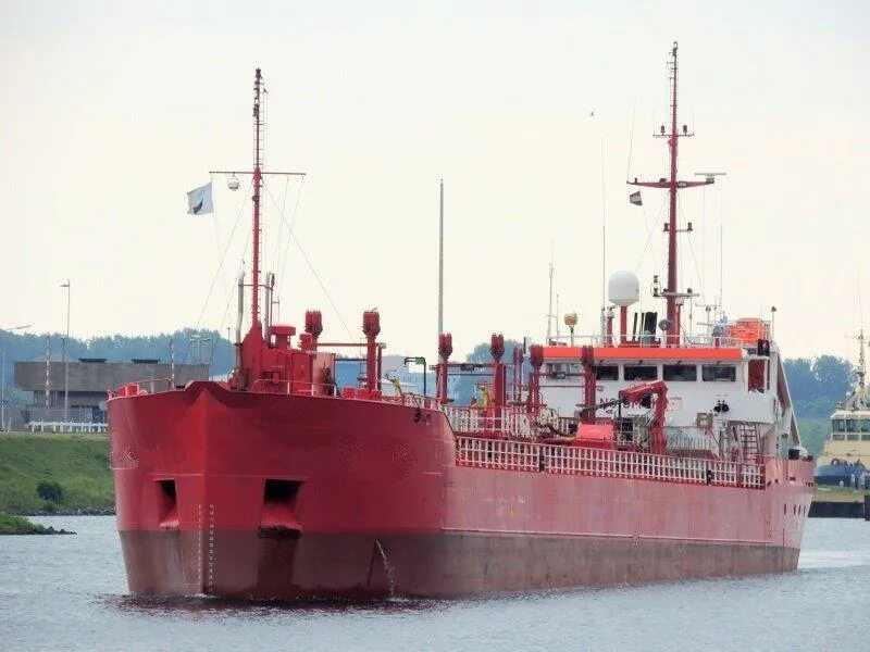 Танкер дедвейт 7000. Как продать корабль в world of warships blitz на телефоне. Как продать корабль в world of warships на телефоне. Голубая волна судоходная компания. Корабли в игре battle of warships.