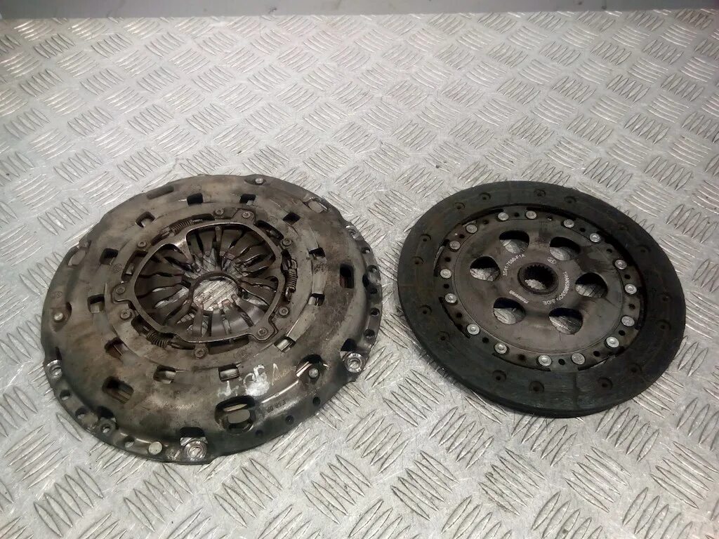 4. Диск сцепления соренто 15 год. 5. 5. 1522705 диск сцепления kia.