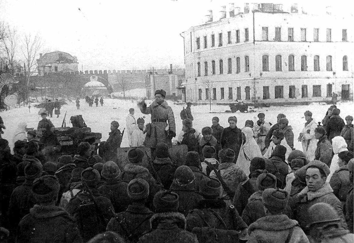 20 Января 1944 освобождение Новгорода. Освобождение Великого Новгорода 20 января. Освобождение Новгорода от фашистов в январе 1944. 19 Января 1944 — советские войска освободили Новгород..