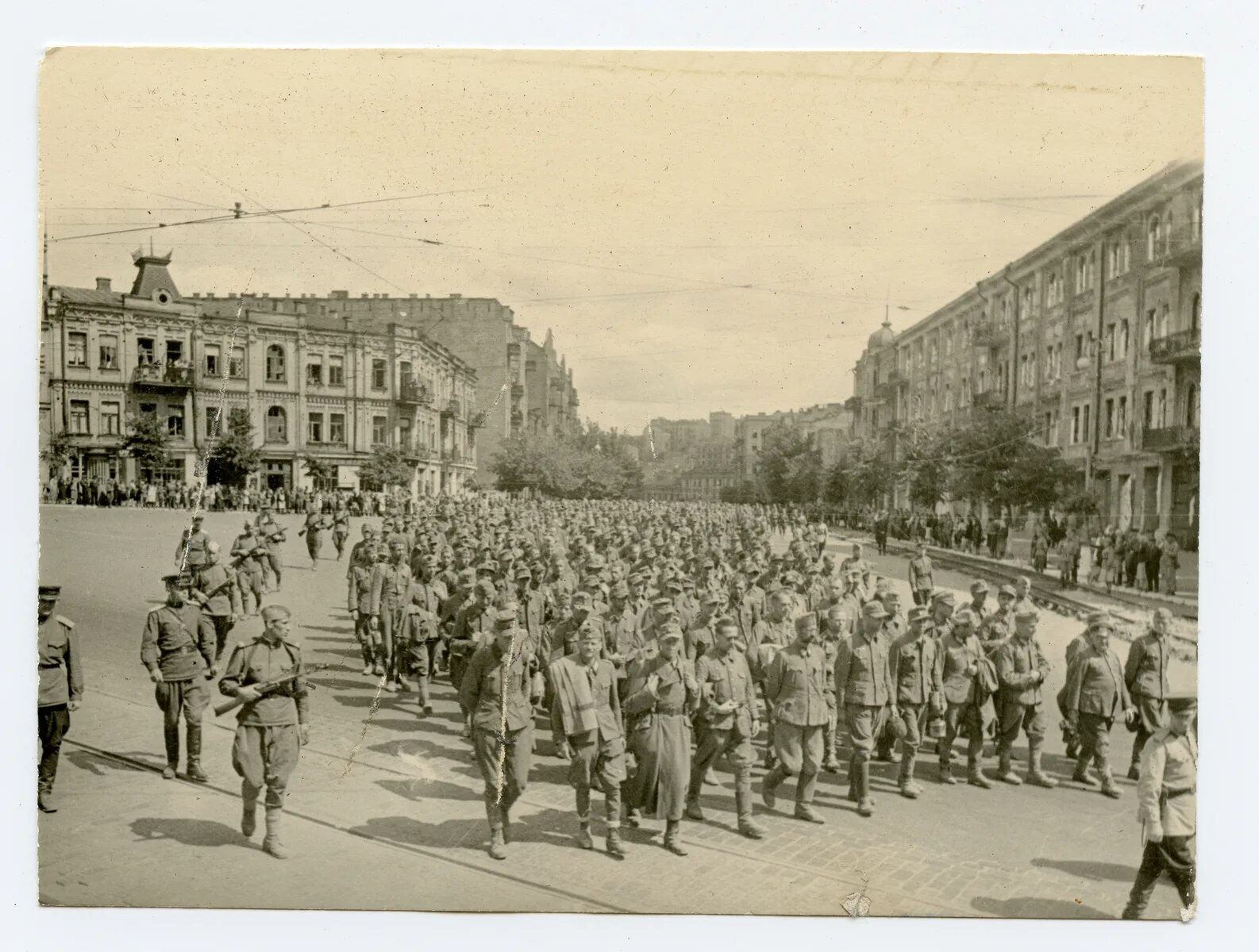 Парад военнопленных немцев в москве 1944. Плена москва. Марш пленных немцев по москве в 1944. Парад военнопленных немцев в москве 1944. Парад военнопленных в москве 1944.