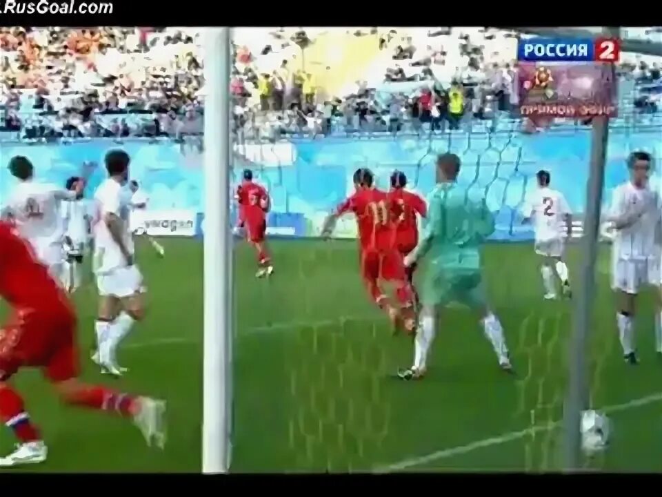 Азербайджан 21 англия 21. Россия Польша 2012 драка.