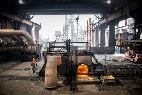 Почему в москве два металлургических завода