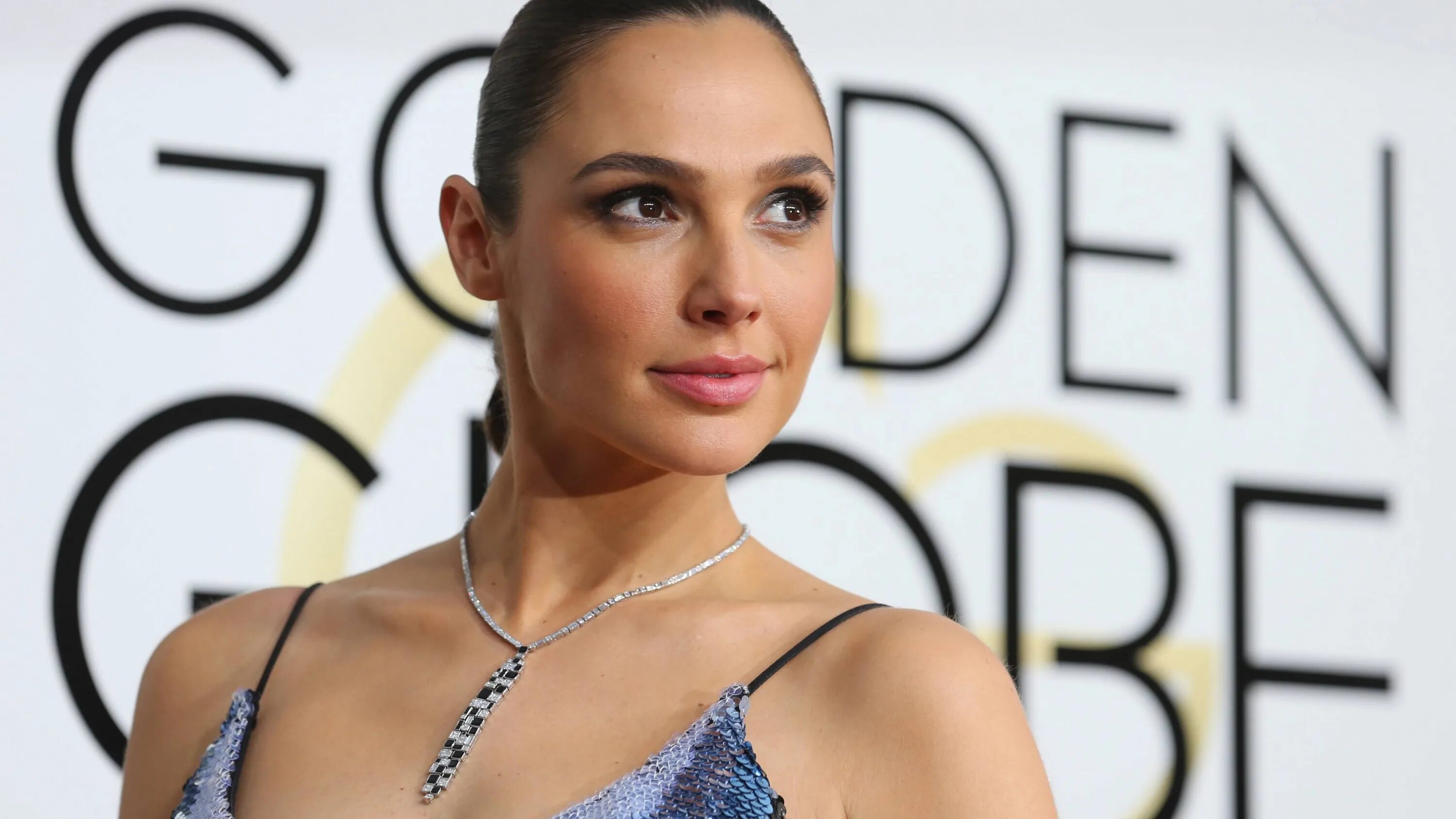 галь гадот maxim. Galj. Galj. галь гадот форсаж. галь гадот 18.