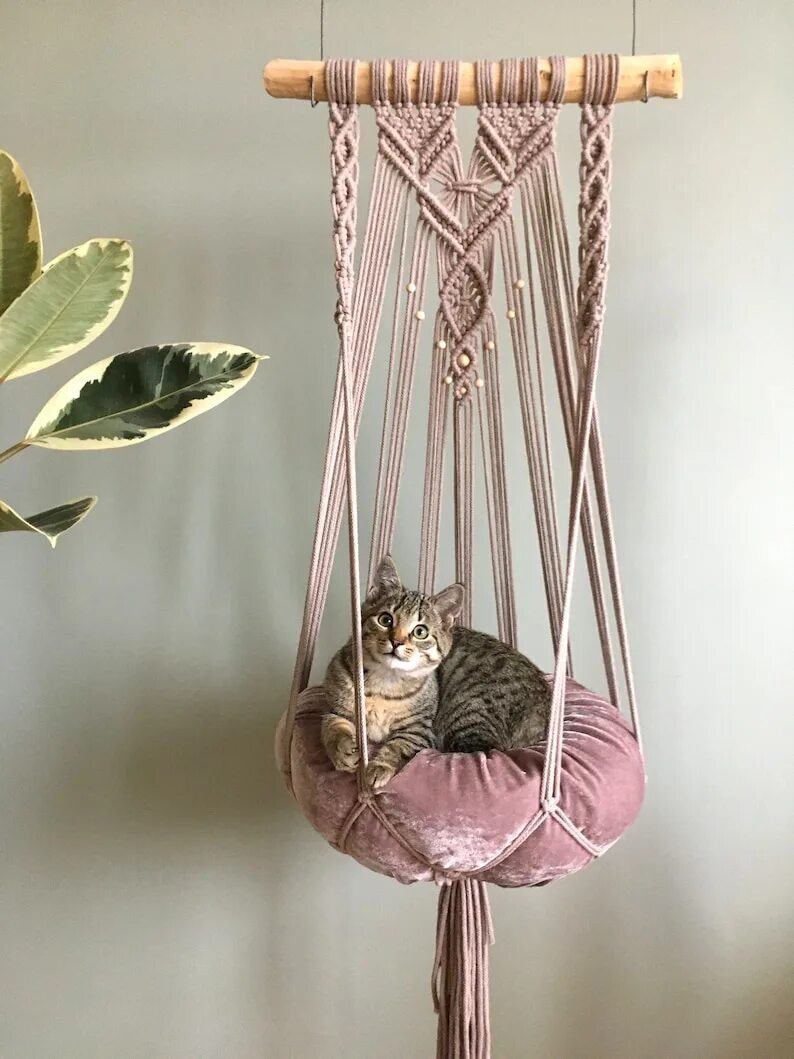 Макраме кот. Кошачий гамак макраме. гамак для кошки макраме. макраме игрушка для кошки. для кошек гамаки макраме гамак.