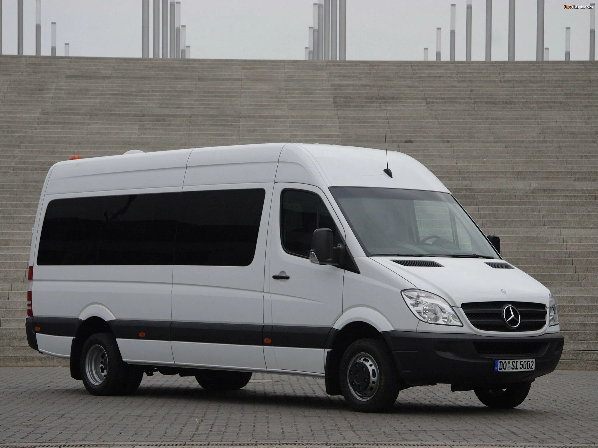 Мерседес спринтер ру. Мерседесбенс Спринтер. Мерседес Бенц Спринтер. Mercedes-Benz Sprinter 906. Мерседес Бенц Спринтер пассажирский.