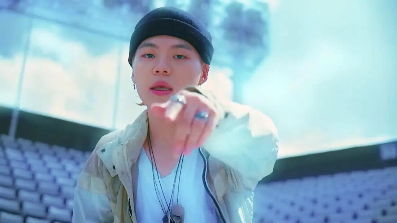 No:el корейский рэпер. Justhis корейский рэпер и его девушка. Justhis korean rapper. Justhis. Justhis корейский рэпер и его девушка.