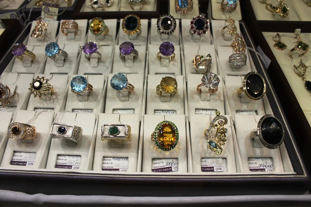 Готовое решение в ювелирке. Мюз. Крупнейшие интернет магазины ювелирных изделий. Ювелирные украшения список. Рейтинг ювелиров.