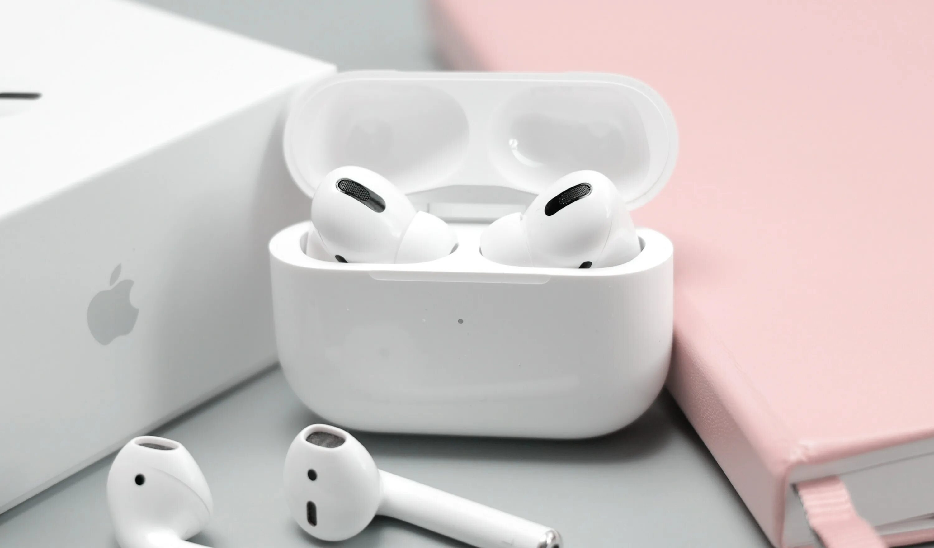 Apple airpods pro 3. Apple airpods pro 2. 4 эир подсы. Airpods air 2. Apple airpods 2.