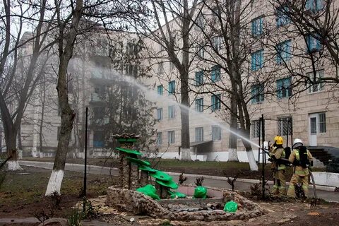 Маи эвакуируют
