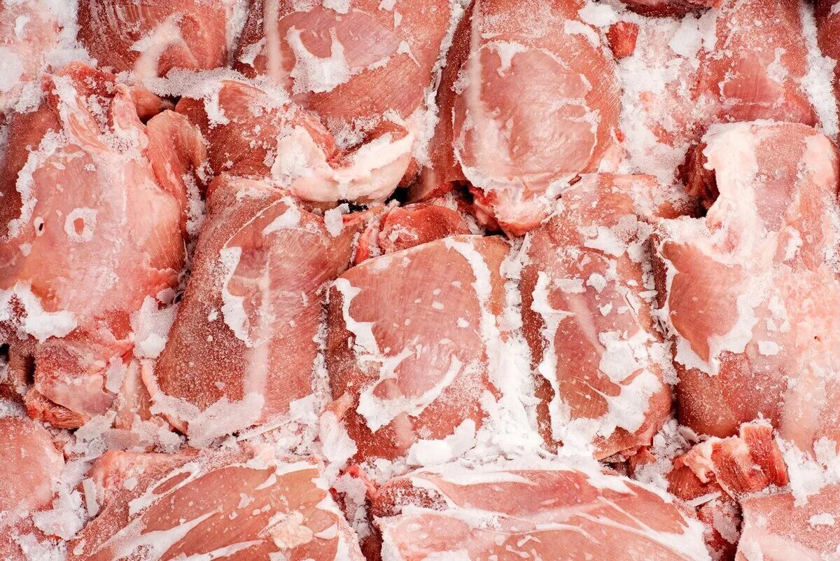 Замороженное мясо купить. Свинина замороженная. Мясо говядина.