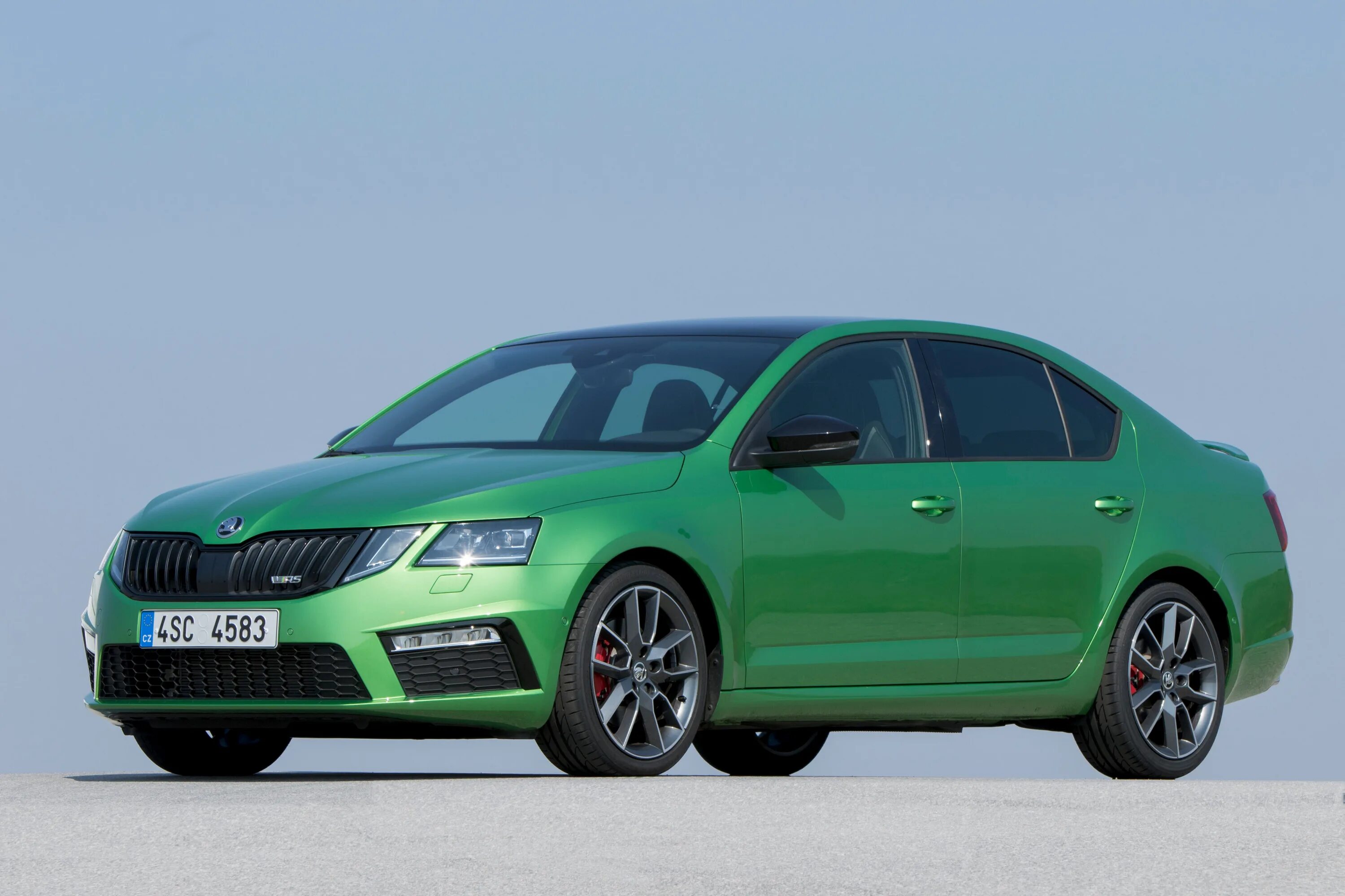 Škoda octavia rs характеристики. Škoda Octavia RS a7. Škoda Octavia VRS a7.