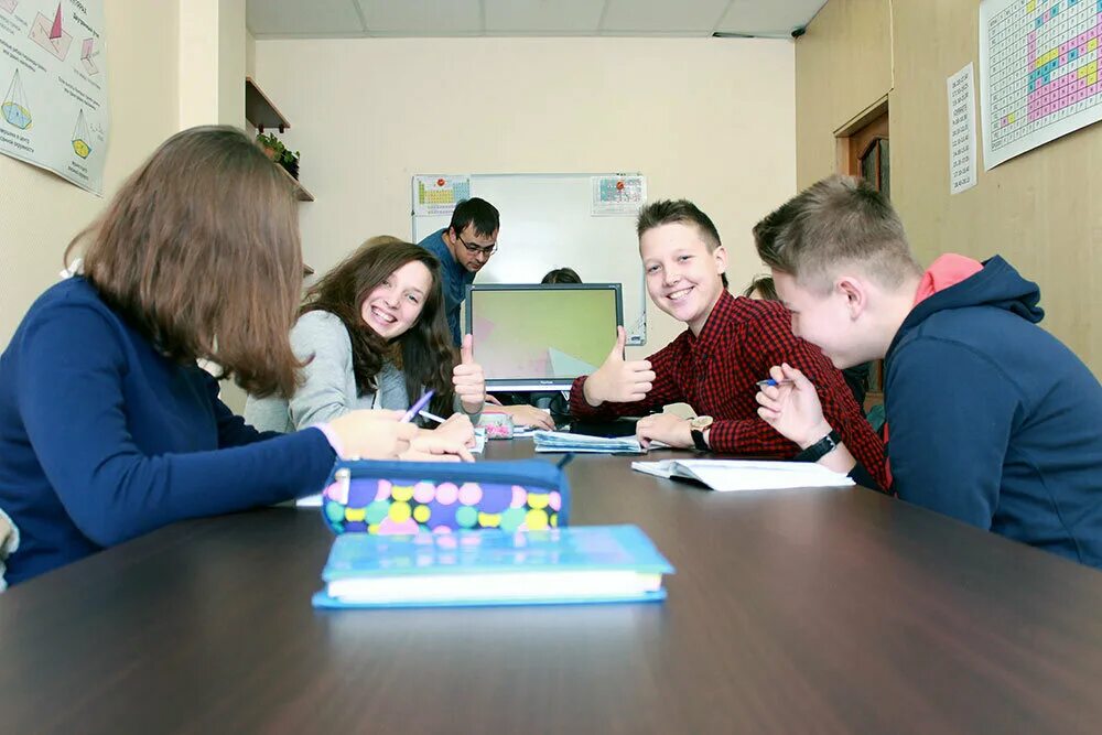 российско британская школа. интенсив фото. что такое интенсив обучение. школа экстернат в москве. школа интенсивного обучения первый экстернат москва.