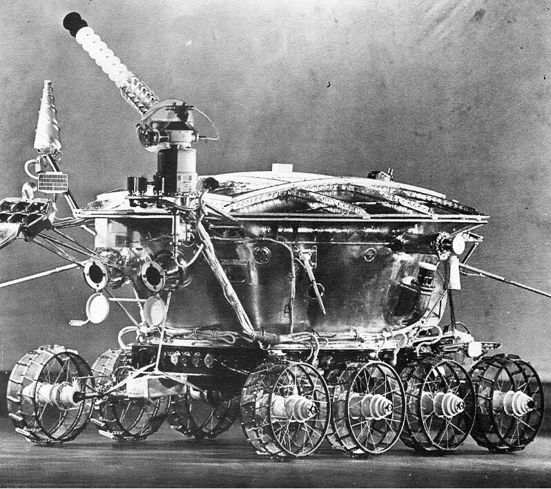 Самоходный аппарат совершивший путешествие по луне. «Луноход-1» 1971. Луноход hre-1000. Луноход 189+. Луноход 1973.