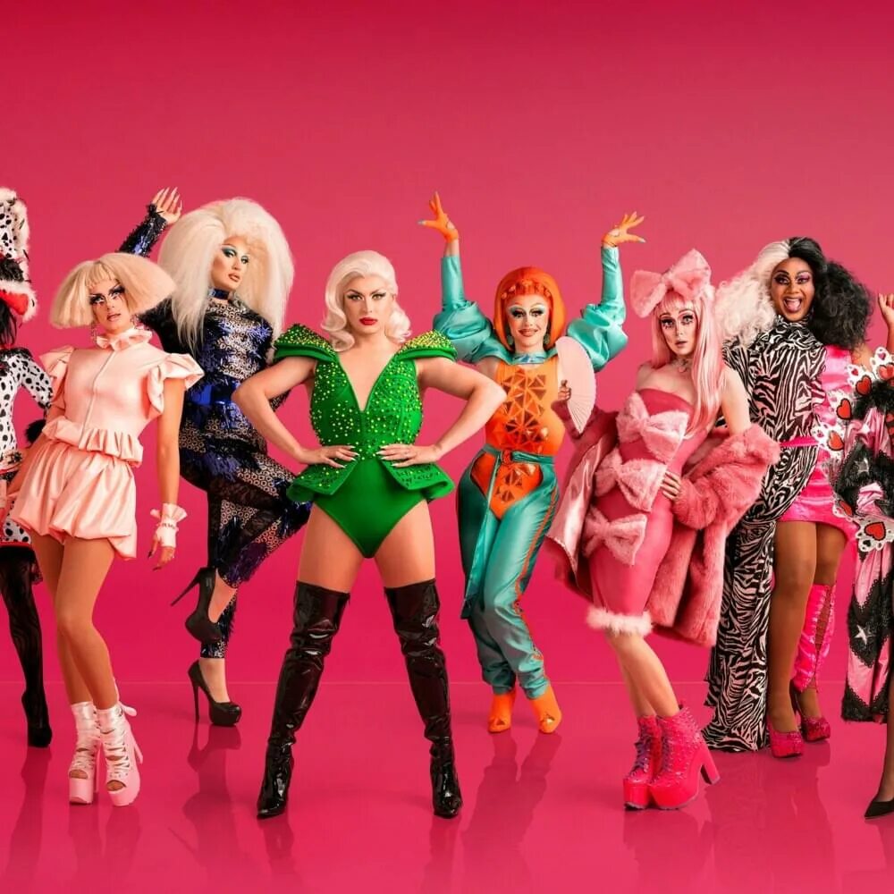 Drag left. Drag race rupaul. rupaul&#039;s drag race. rupaul&#039;s drag race жюри. драг квин шоу.