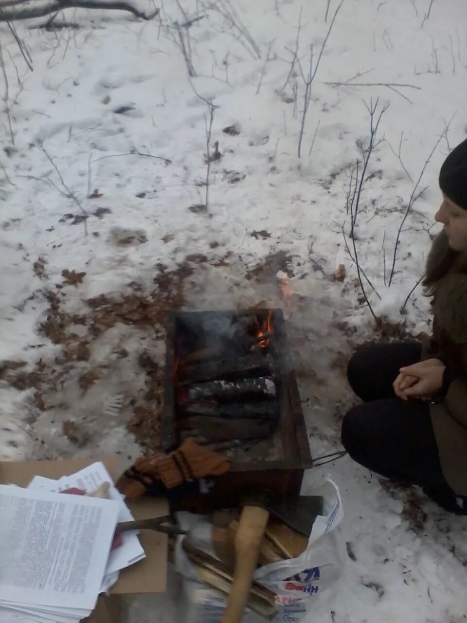 Где пожарить шашлык зимой. Шашлык зимой. шашлык зимой на природе. жарим шашлык зимой. смешная картинка с шашлыками зимой.