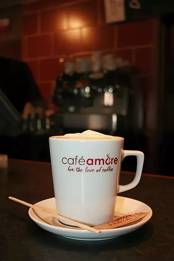 Кафе lovers. Love is cafe. Love is еда. Логотип кафе быстрого питания. Мрамор cafe amore.