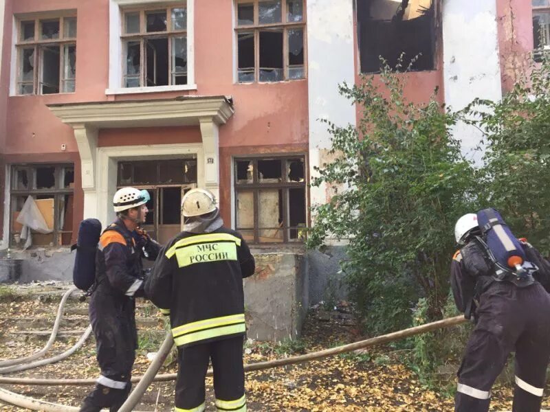 пожар в ставрополе вчера. пожар в кисловодске 2021 год. пожар в кисловодске сегодня. пожар в кисловодске. пожар в кисловодске.