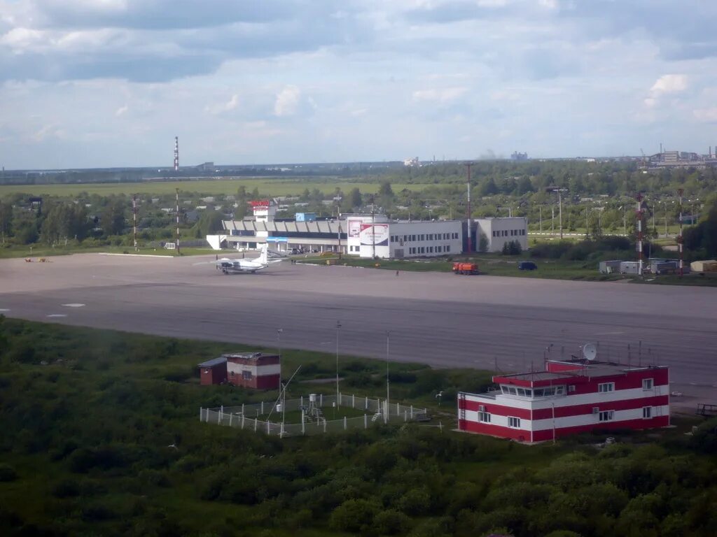 Ивановский аэропорт сайт. Аэродром Иваново Южный. Ивановский аэропорт Южный. Старый аэропорт Иваново. Старый Южный аэродром Иваново.