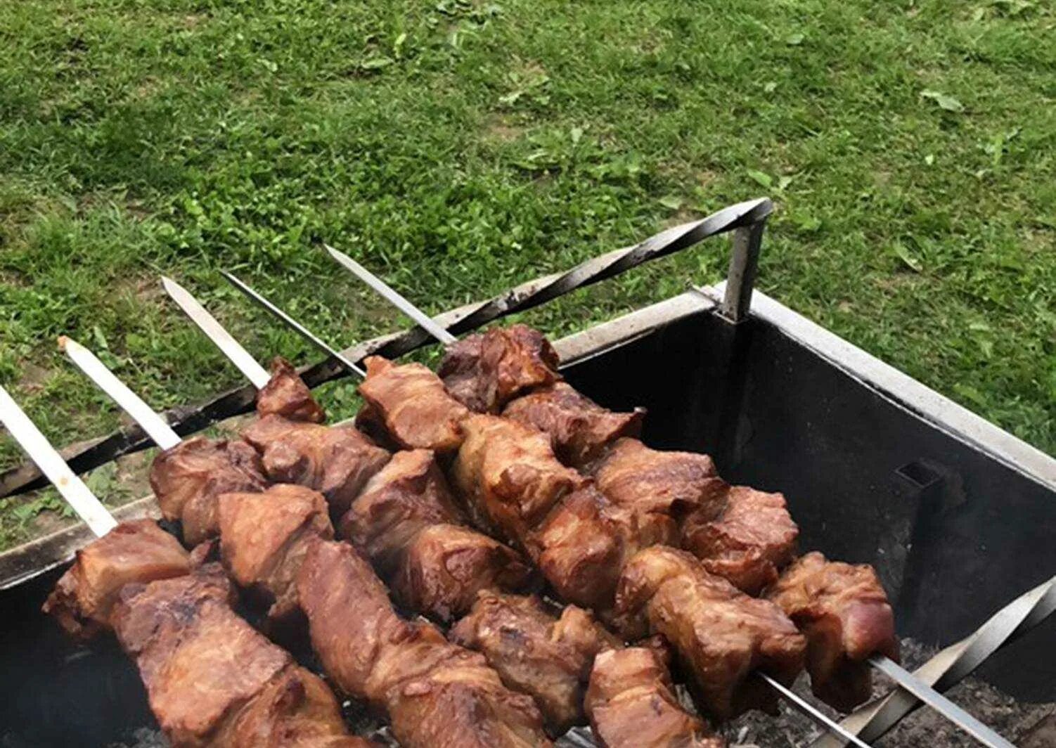 Самый вкусный шашлык. Шашлык. Шашлык свинина. Шашлык в горах. Мангал уголь шашлык.