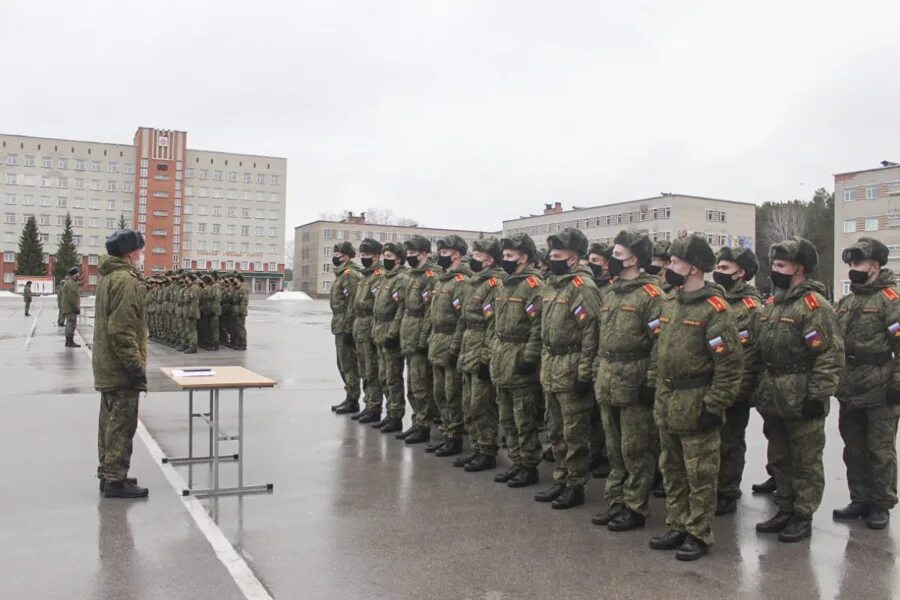 Сайт нввку новосибирское. Новосибирское военное командное училище. Армия Новосибирск НВВКУ. НВВКУ Новосибирское курсанты. НВВКУ Гук.