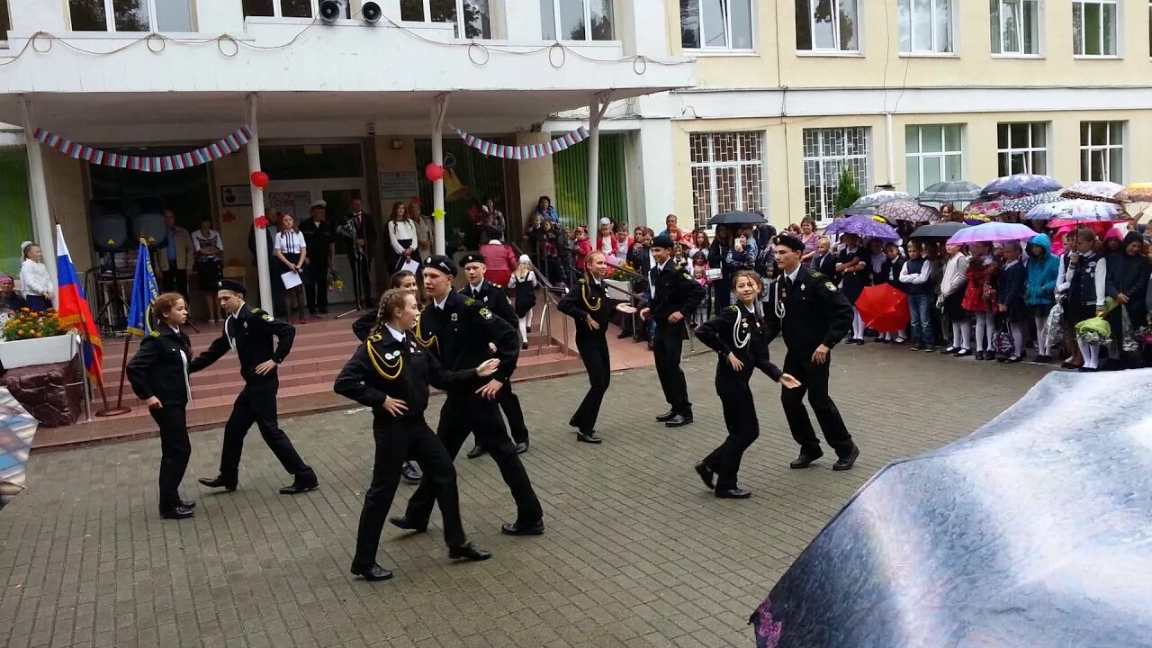 Журнал классическая школа гурьевска. Школа 1 Гурьевск. Классическая школа Гурьевск кадеты. Кадеты Гурьевск Калининградская. Гимназия Гурьевск.