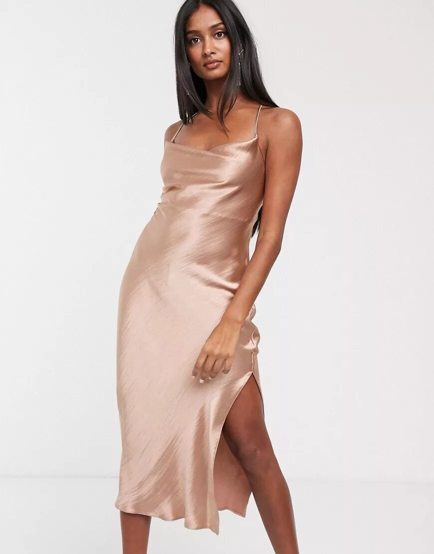 Атласное платье. Max mara платье комбинация шелковое атласное. Платье комбинация lime зеленое. Атласное платье комбинация. Шелковое платье.