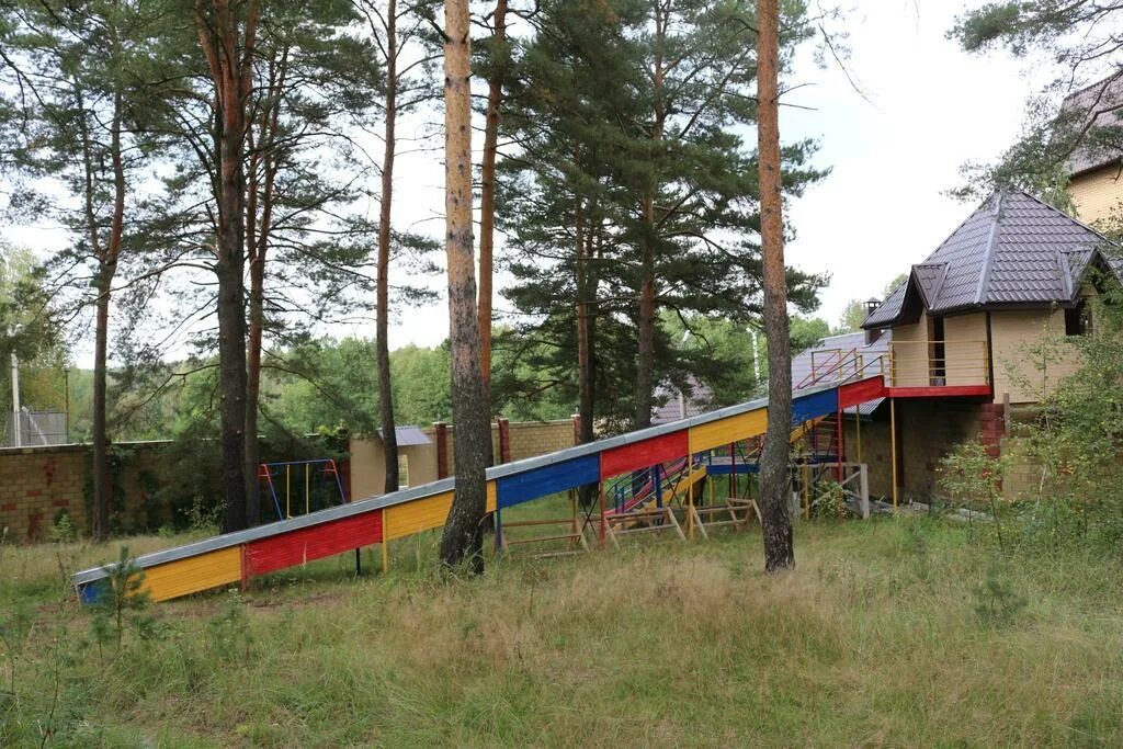 Сосновая аллея дядькино. Сосновая аллея дядькино. Гостиница в деревне дядькино. Сосновая аллея дядькино. Дядькино дом отдыха сосновая аллея.